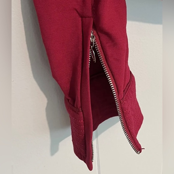 White House Black Market Red Motto Zip Jacket size 12 GUC, and skirt size 10 EUC - Picture 7 of 12